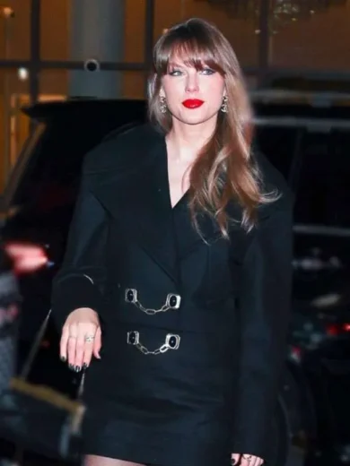 New-York-Taylor-Swift-Gemstone-Button-Cropped-Black-Peacoat