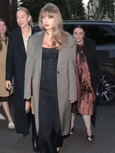Taylor-Swift-2024-Gray-Grey-Coat