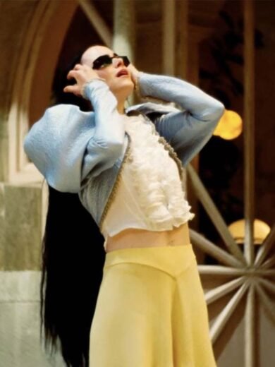 Poor-Things-2023-Bella-Baxter-Blue-Coat