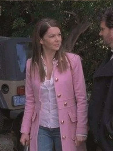 Lauren Graham Gilmore Girls Pink Coat