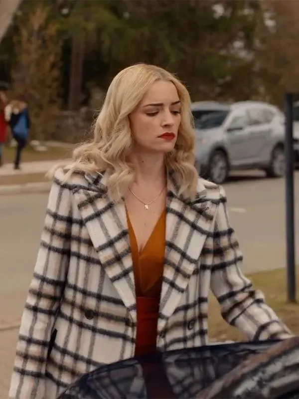 Georgia Miller Ginny & Georgia Plaid Coat