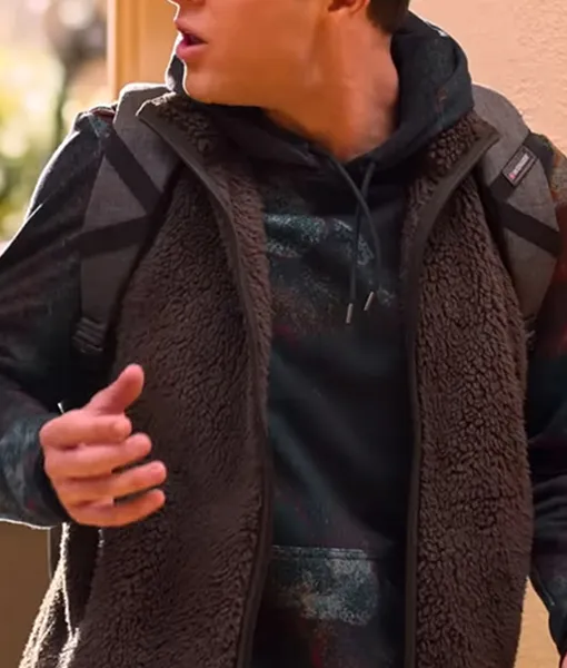 Never Have I Ever S03 Ben Gross Shearling Vest