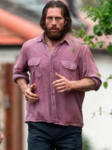 28 Years Later 2025 Aaron Taylor-Johnson Pink Shirt