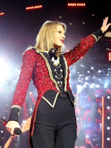 Taylor Swift Tailcoat