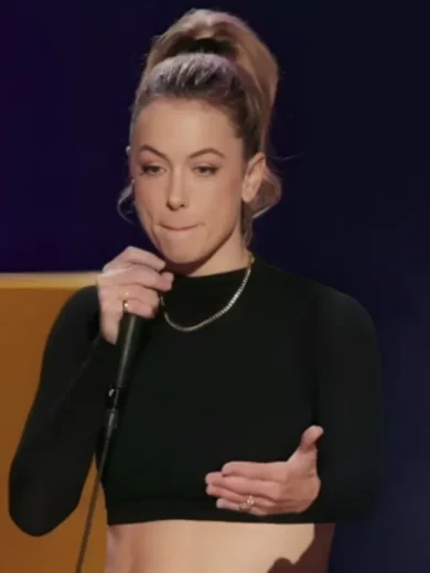 A Different Animal 2025 Iliza Shlesinger Black Crop Top
