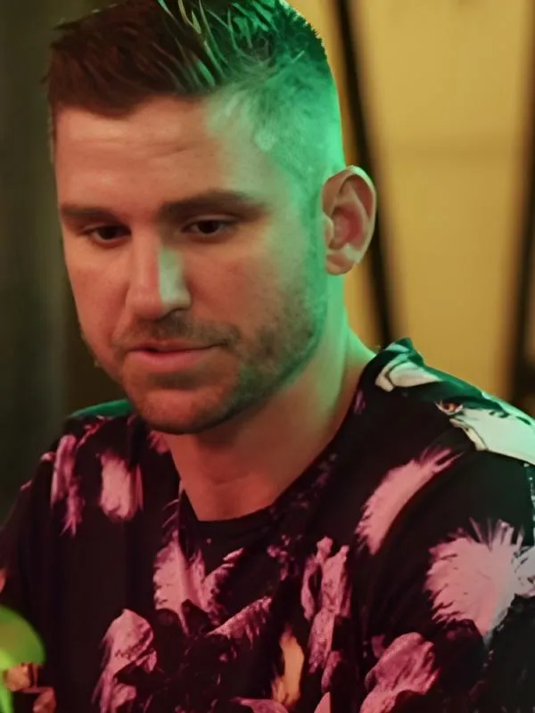 90 Day Hunt For Love S1 Palm Tree Print Tee