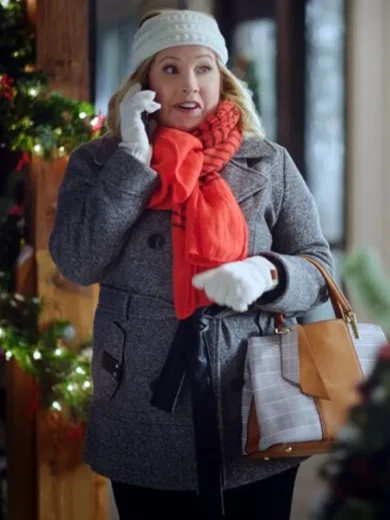 A Cozy Christmas Inn 2022 Claire Grey Coat