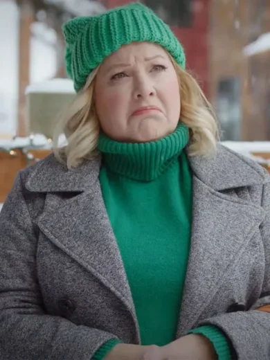 A Cozy Christmas Inn 2022 Claire Grey Coat