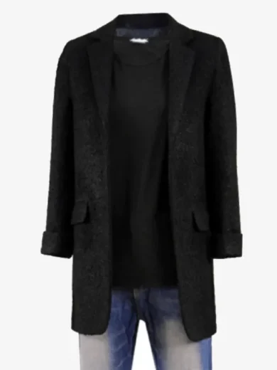 Stranger Things S03 Eleven Black Coat