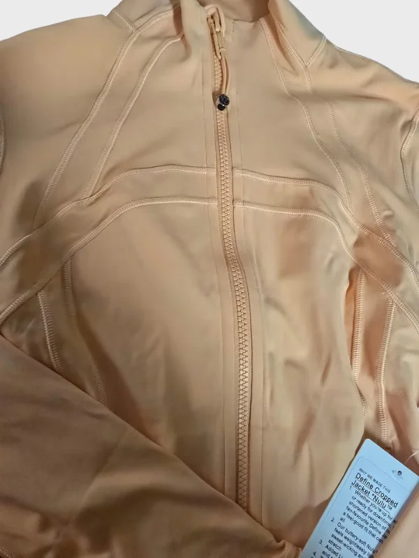 Lululemon Nulu NWT Rock Melon Define Cropped Jacket