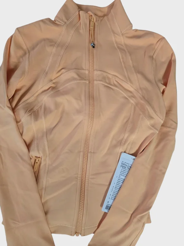 Lululemon Nulu NWT Rock Melon Define Cropped Jacket