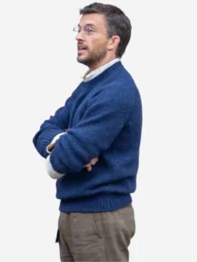 Jurassic World Rebirth Jonathan Bailey Blue Sweater